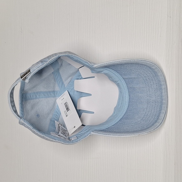 New Calvin Klein cap - Picture 6 of 6